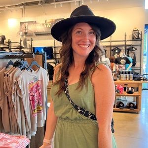 Meet your Posher, Jessica